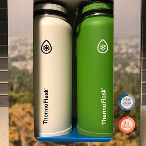 Thermoflask insulated stainless steel water bottle